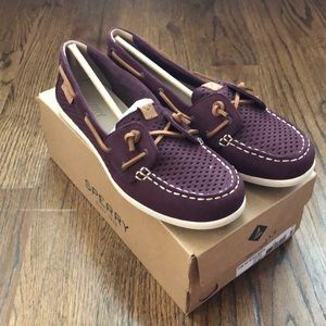 Sperry Coil Ivy Scale Boat Shoes 8.5M Grape